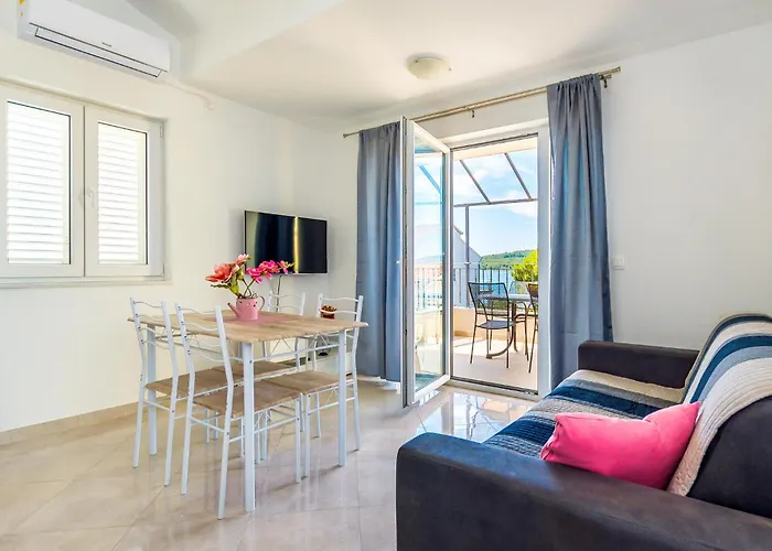 Apartman Gorgeous In With Wifi Srima